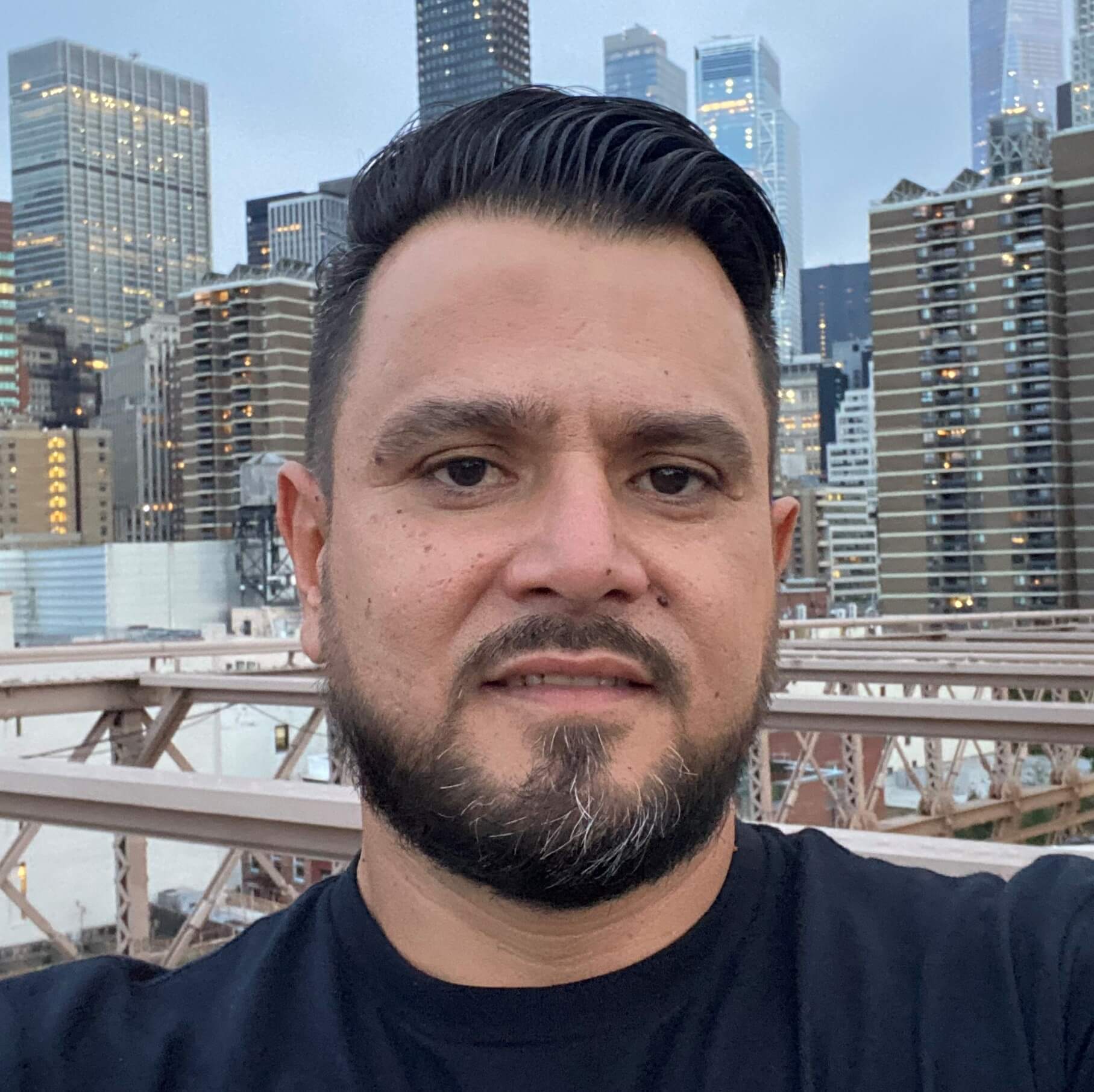 Service Partner (Gabriel Gil)
